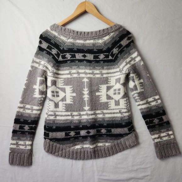 Roxy Black and Gray Aztec Sweater - Picture 2 of 11